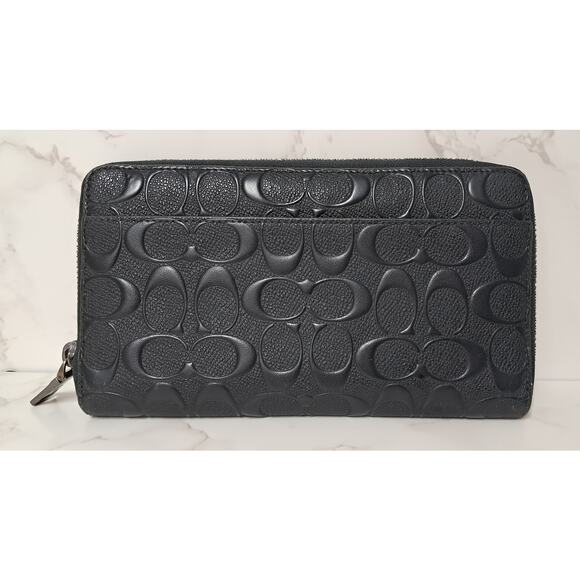 Coach \Black Accordion Wallet In Signature Leather - Picture 1 of 6